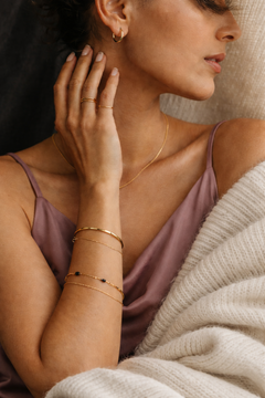 Where Soft Romance Meets Timeless Jewellery